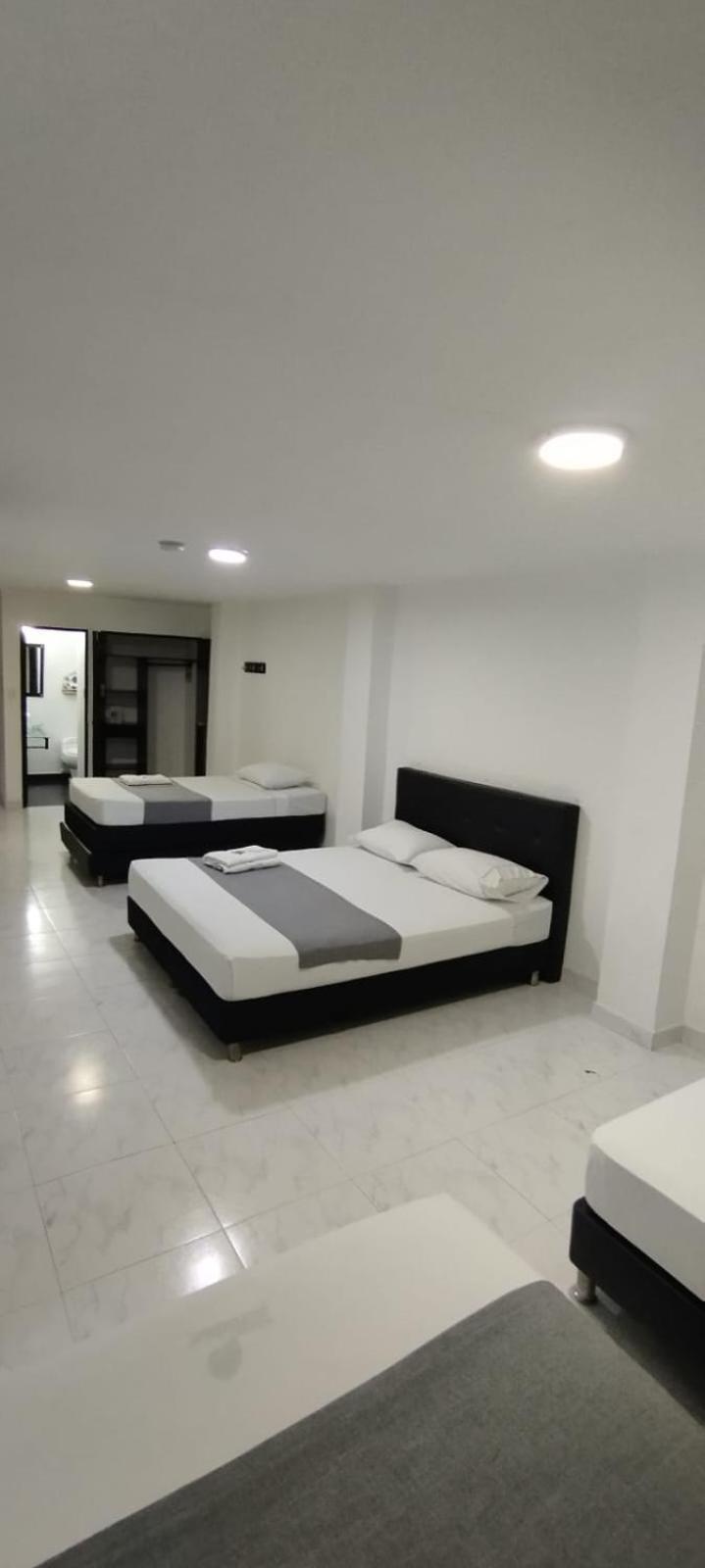 Hotel Paradise Lleras Medellín Exteriér fotografie