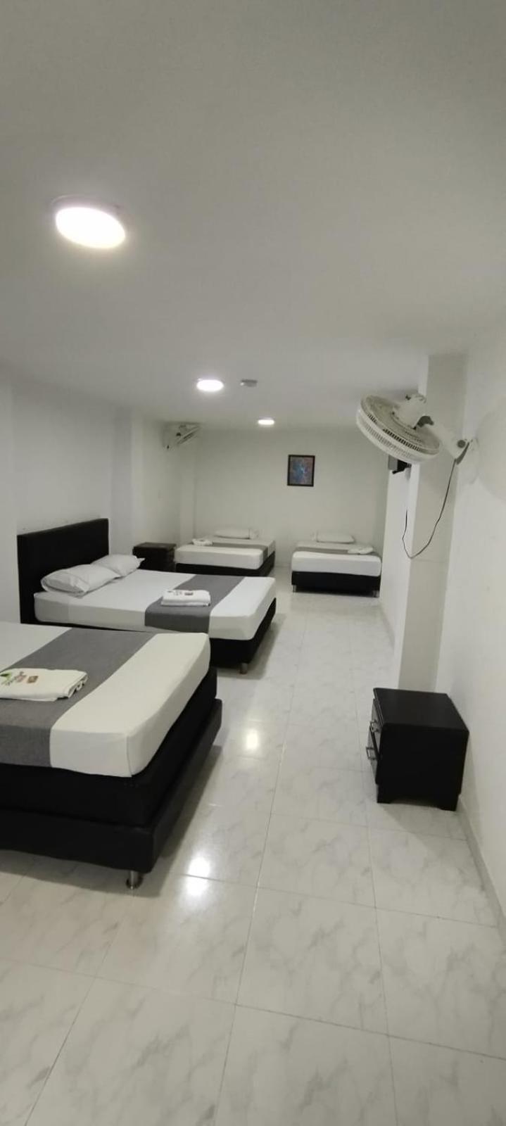 Hotel Paradise Lleras Medellín Exteriér fotografie