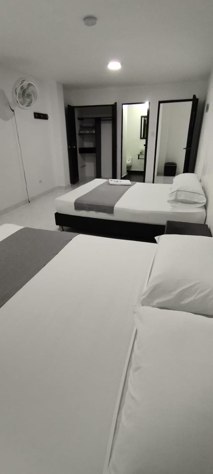 Hotel Paradise Lleras Medellín Exteriér fotografie