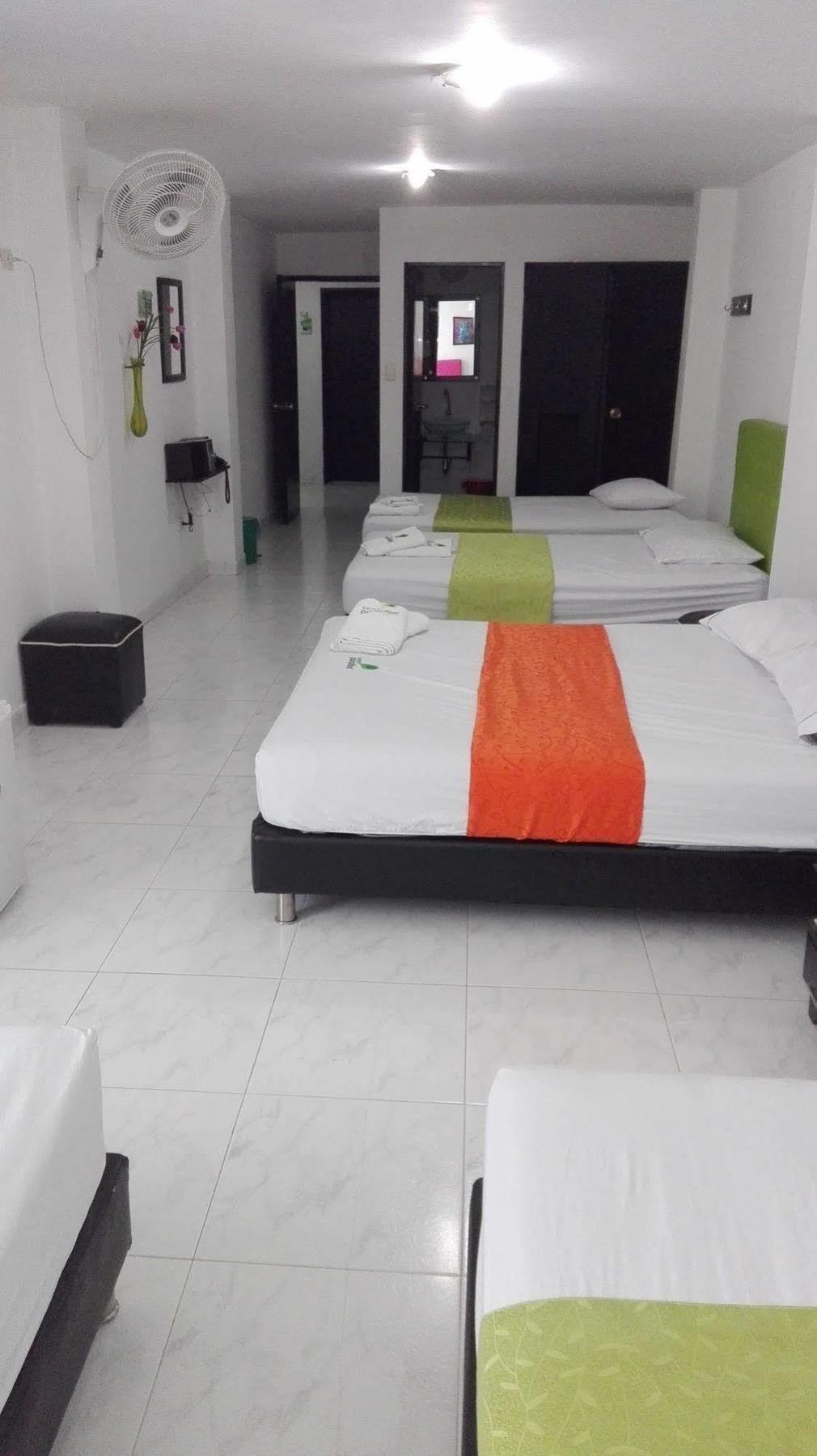 Hotel Paradise Lleras Medellín Exteriér fotografie