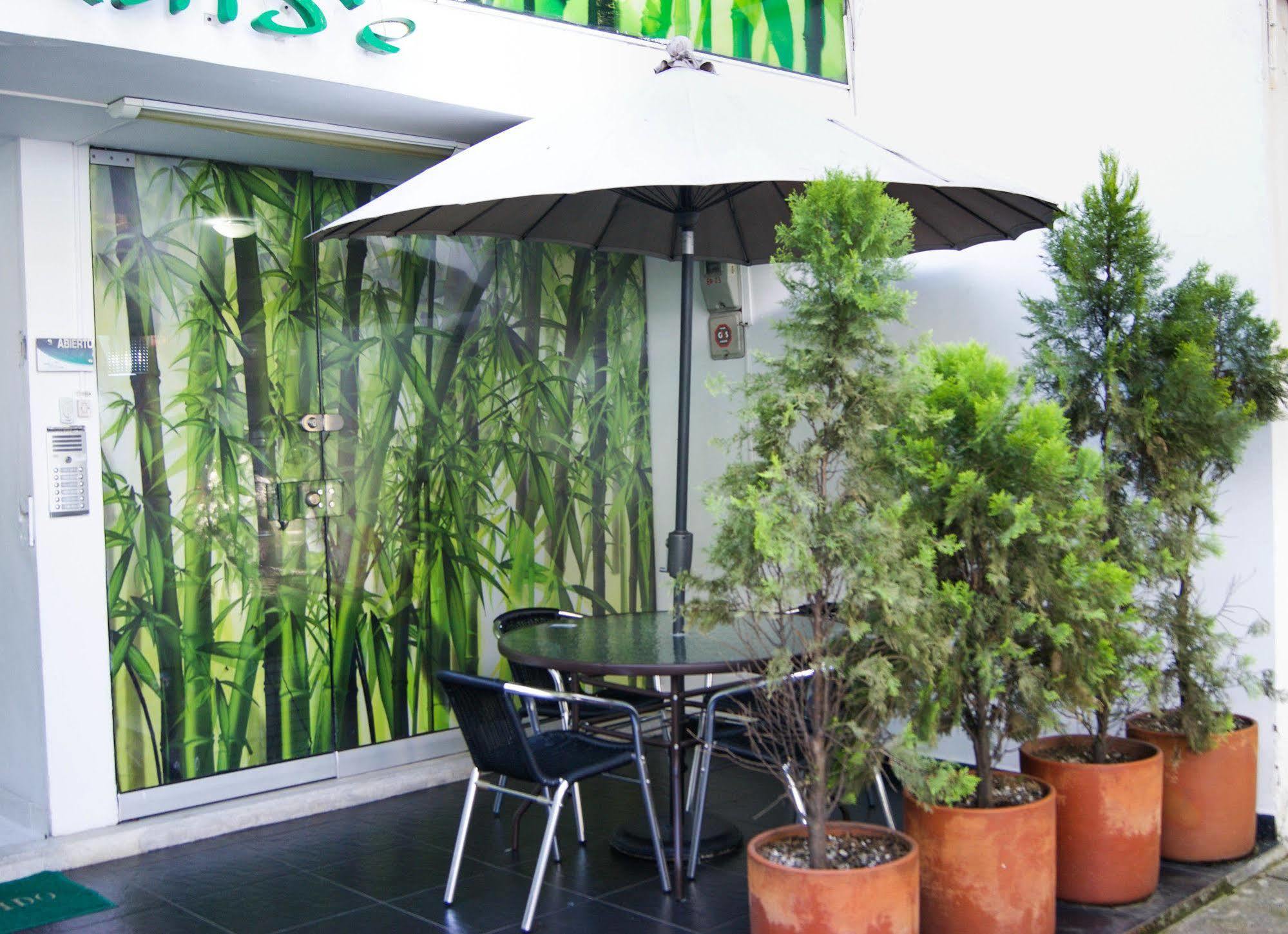 Hotel Paradise Lleras Medellín Exteriér fotografie