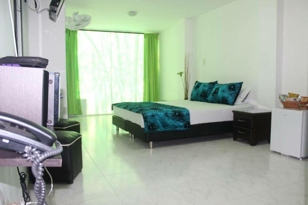 Hotel Paradise Lleras Medellín Exteriér fotografie